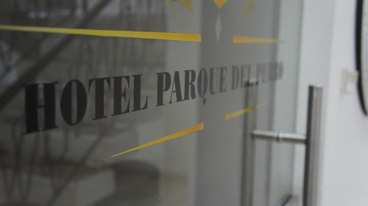 Hotel Parque Del Perro Cali Bagian luar foto